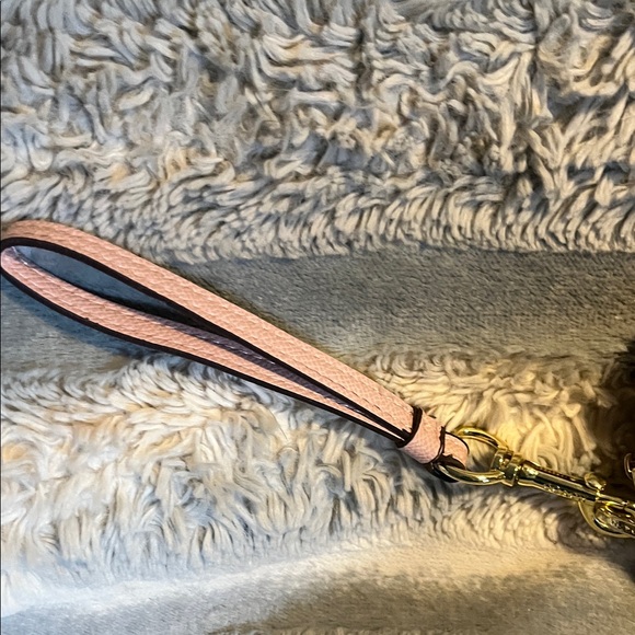 Coach Heart-Shaped Pink Wristlet - Picture 3 of 7